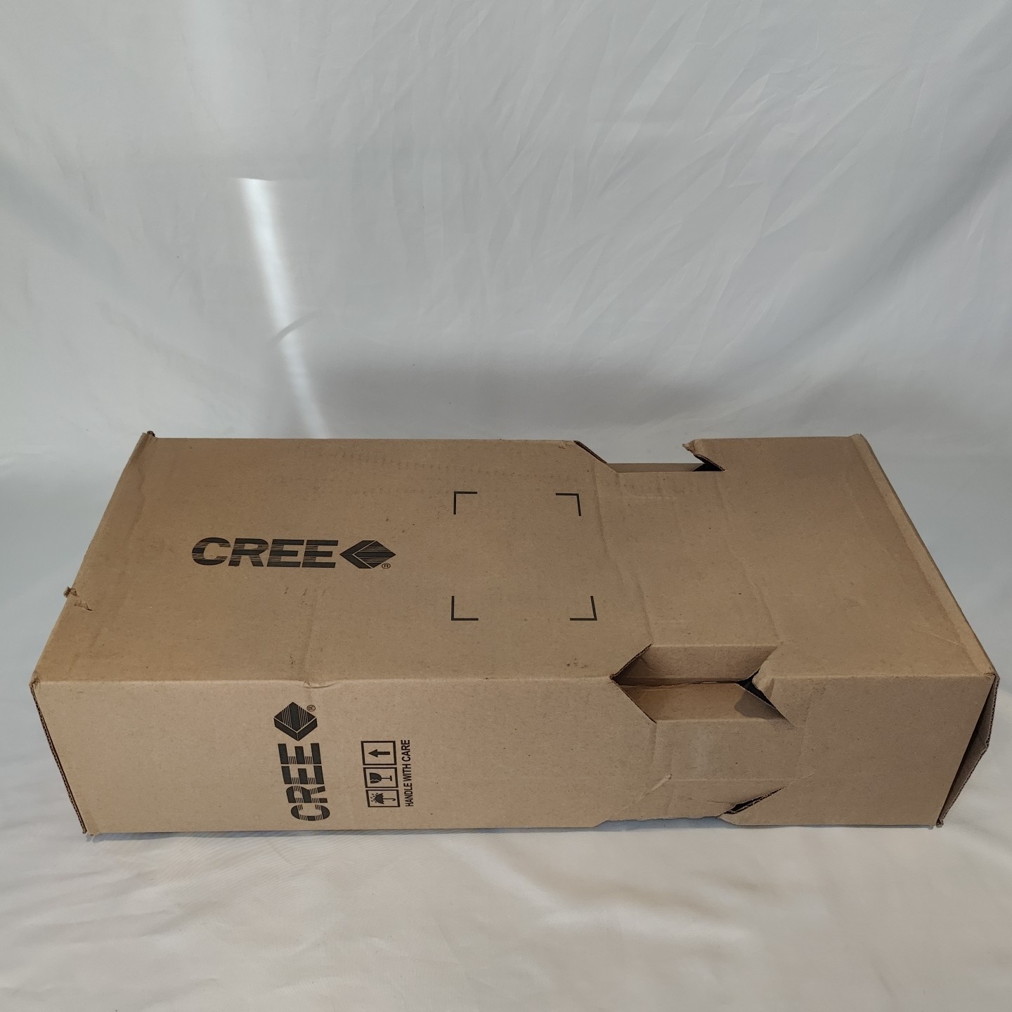 CREE LIGHTING OVERHEAD STREET LIGHT STR-LWY-3ME-HT-1-F-UL-BZ-A-57K 120-277V