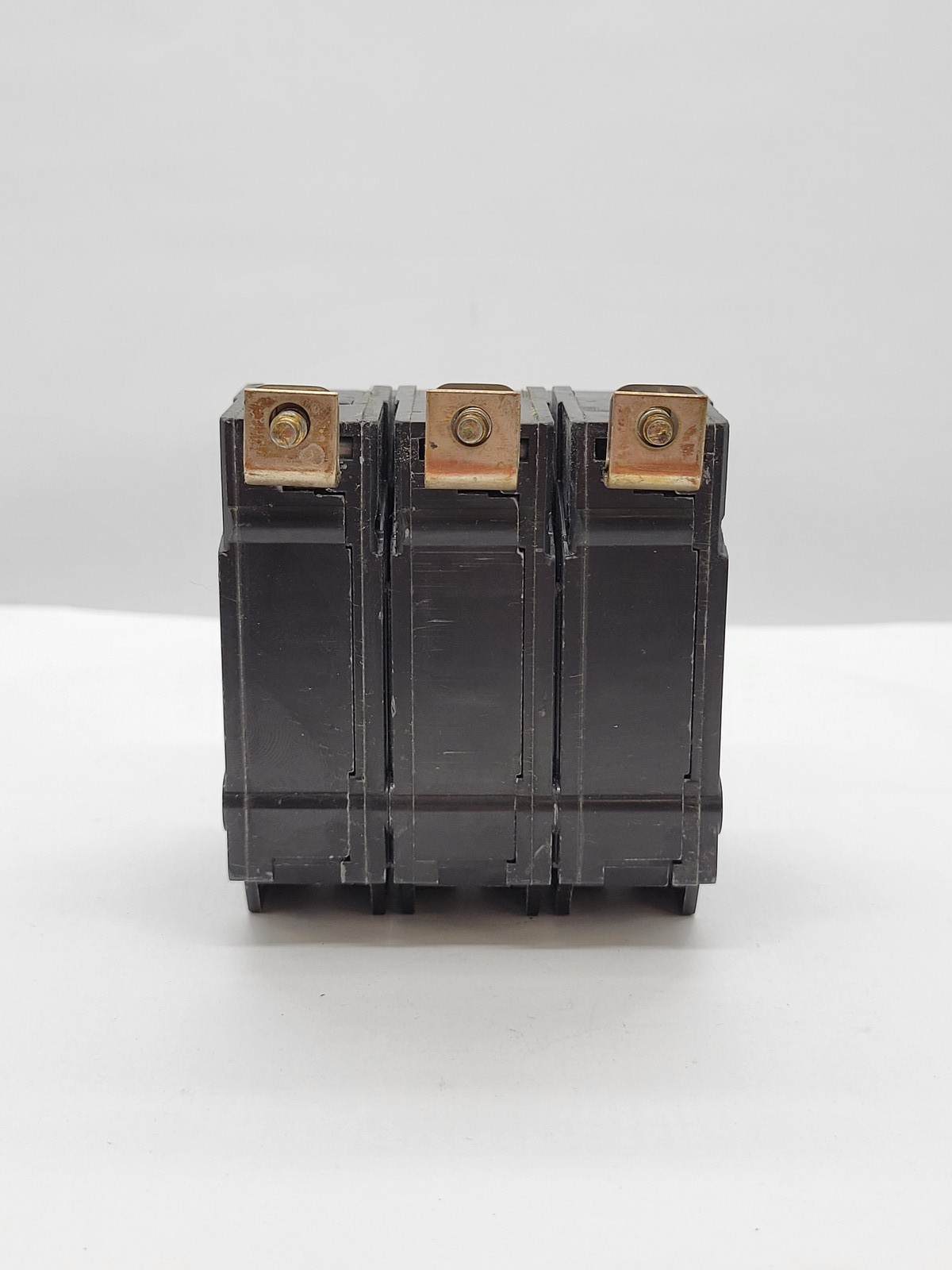 General Electric THQB32060 Bolt-On Circuit Breaker 60A 3P 240V THQB