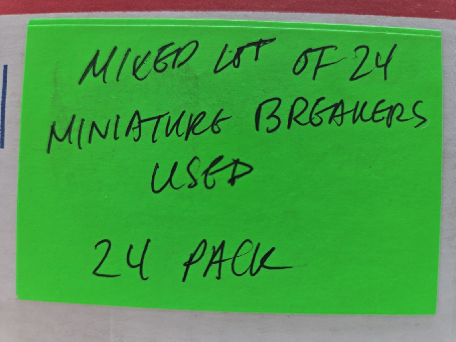 Mixed Lot of 24 Single Pole Miniature Circuit Breaker Mix of 1 to 40 Amp See Pic
