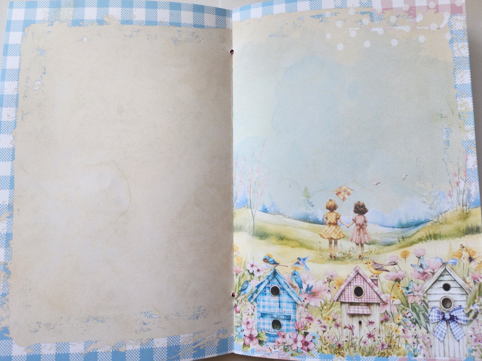 Junk Journal Booklet «COUNTRY GINGHAM» Farmhouse Cards, Pockets Ephemera 40Pg