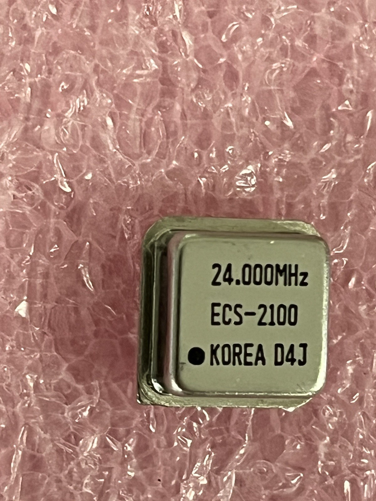 ECS-2100-240 24Mhz 24.000MHZ OSCILLATOR XO 4-PIN METAL DIP ECS (LOT OF 2)