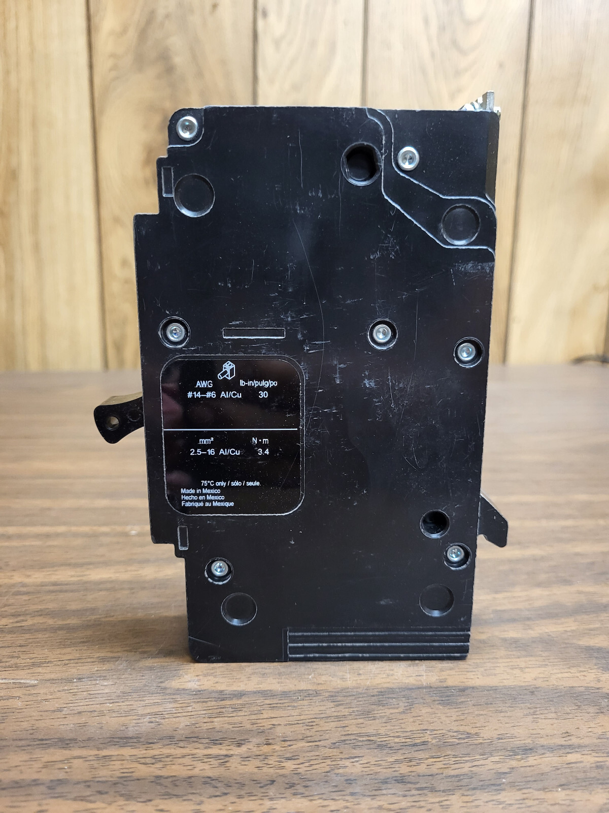 Square D EDB14020 20 Amp, 277 Volt, 1 Pole, Circuit Breaker
