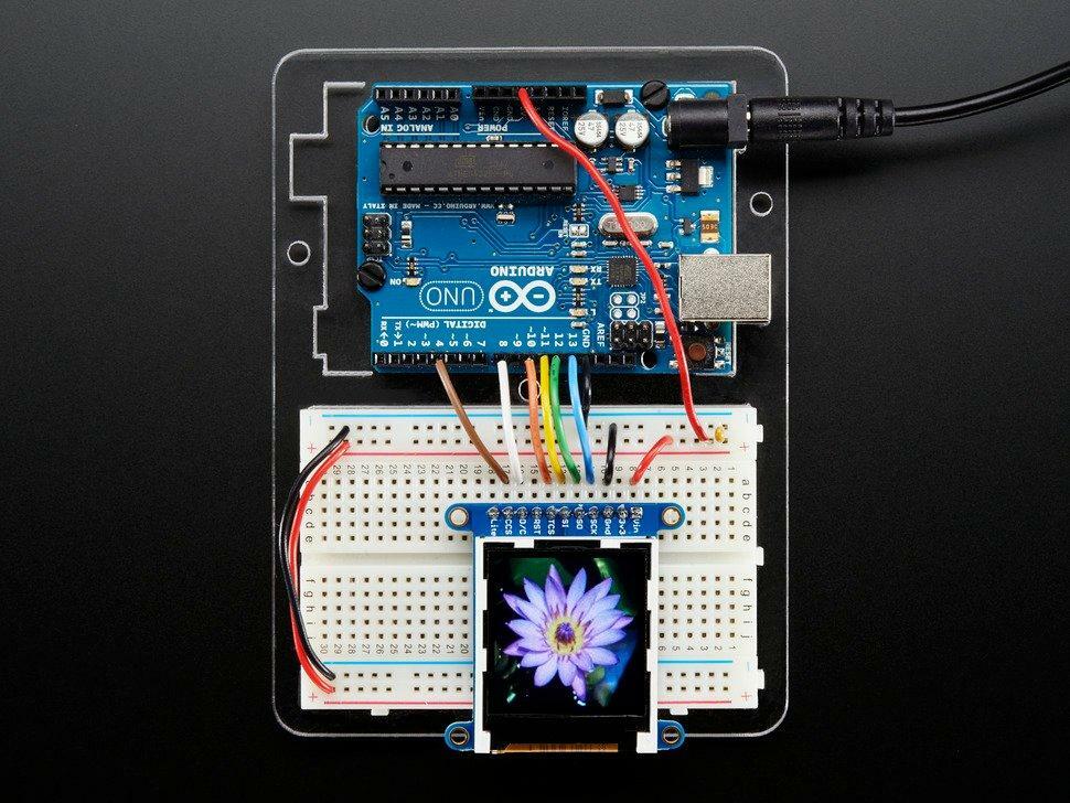 Adafruit 1.44″ Color TFT LCD Display with MicroSD Card breakout – ST7735R
