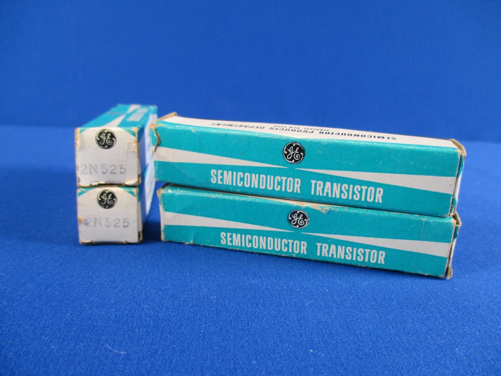2N525 Germanium Transistor PNP General Electric Lot Of 4 NOS NIB