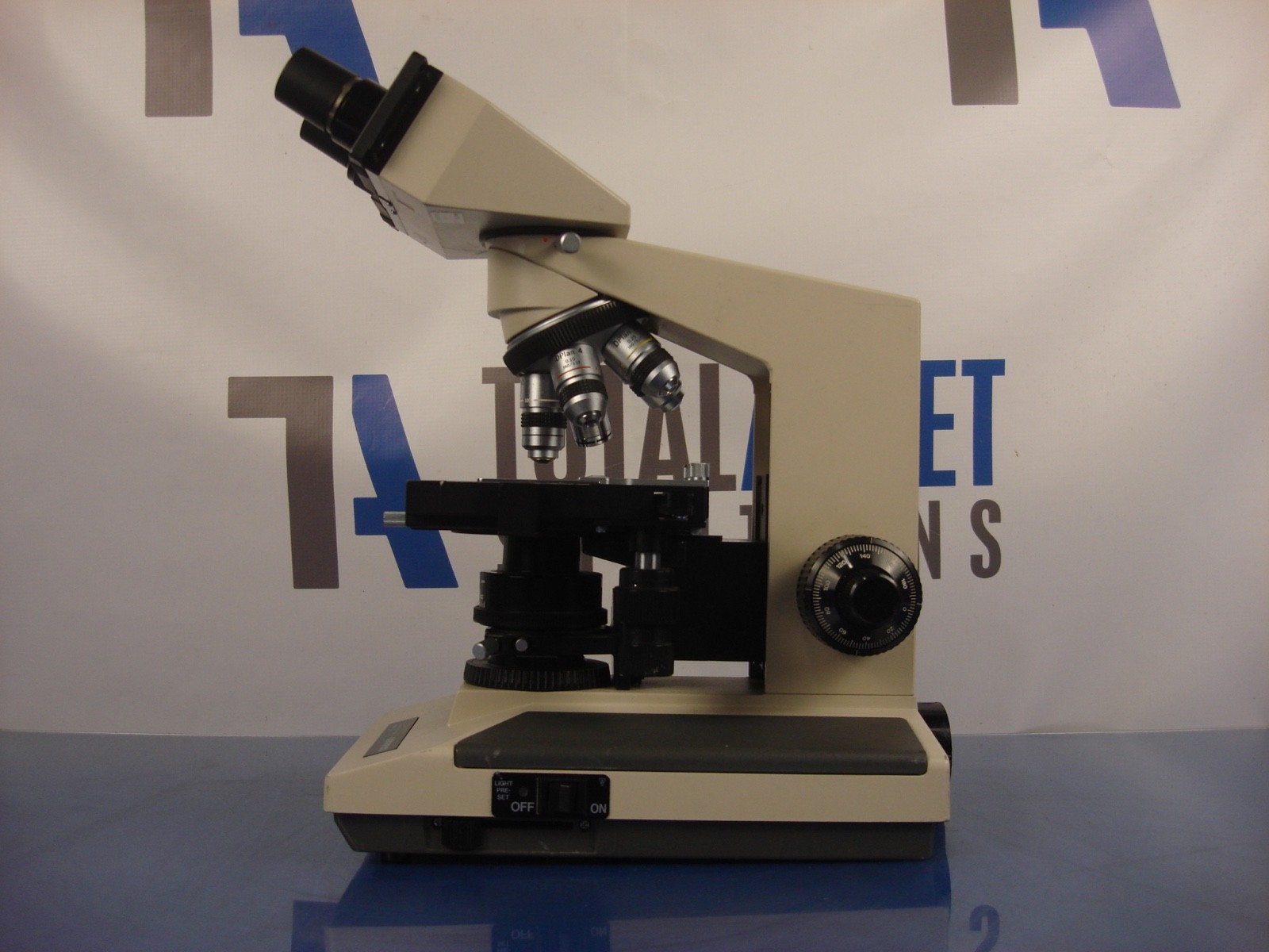 Olympus BH-2 Microscope 4x, 10x, 40x, 100x Oil, 50x Oil with Eyepiece 10×18 WF
