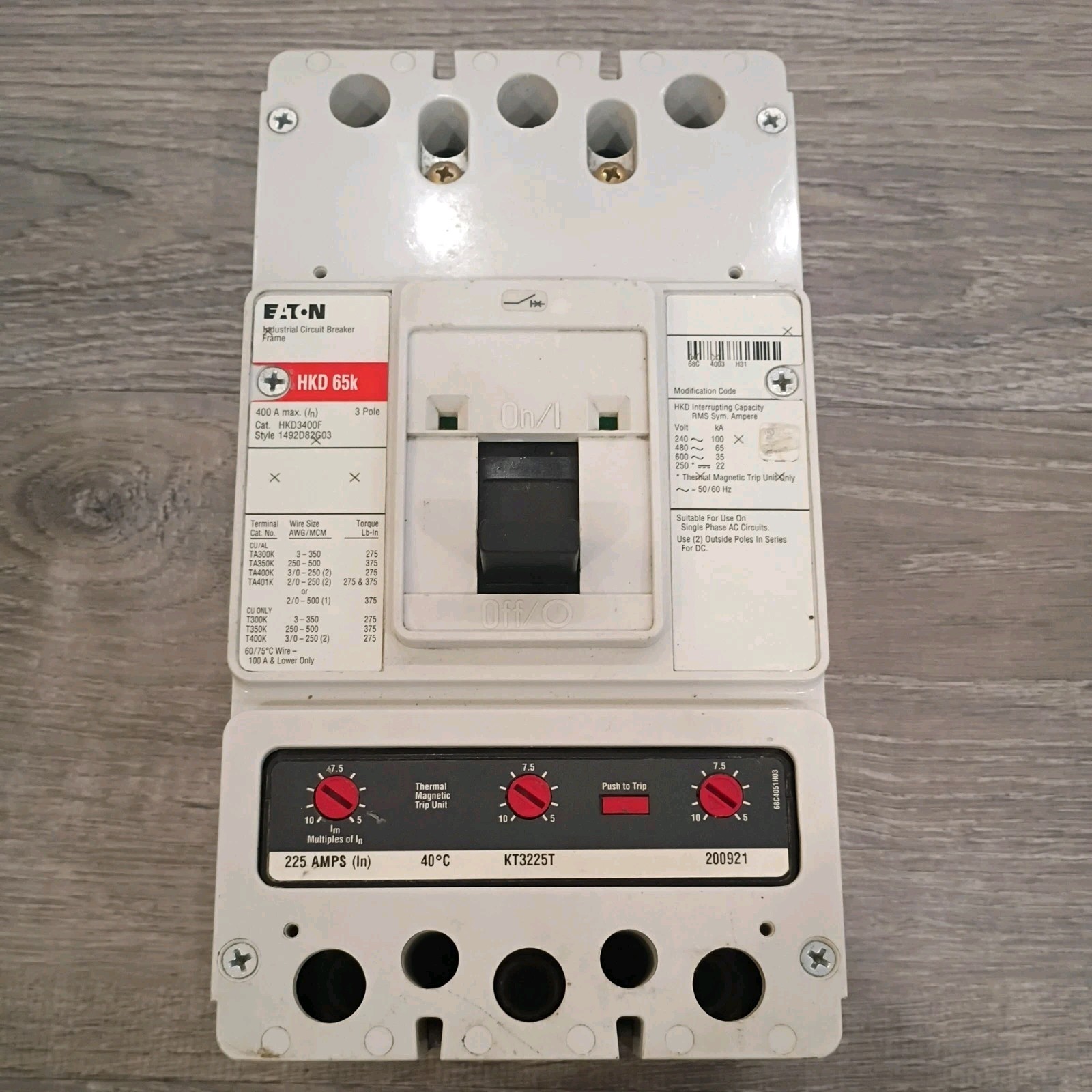 Eaton HKD3400F 65K 600V 400A Circuit Breaker with KT3225T Overloads.