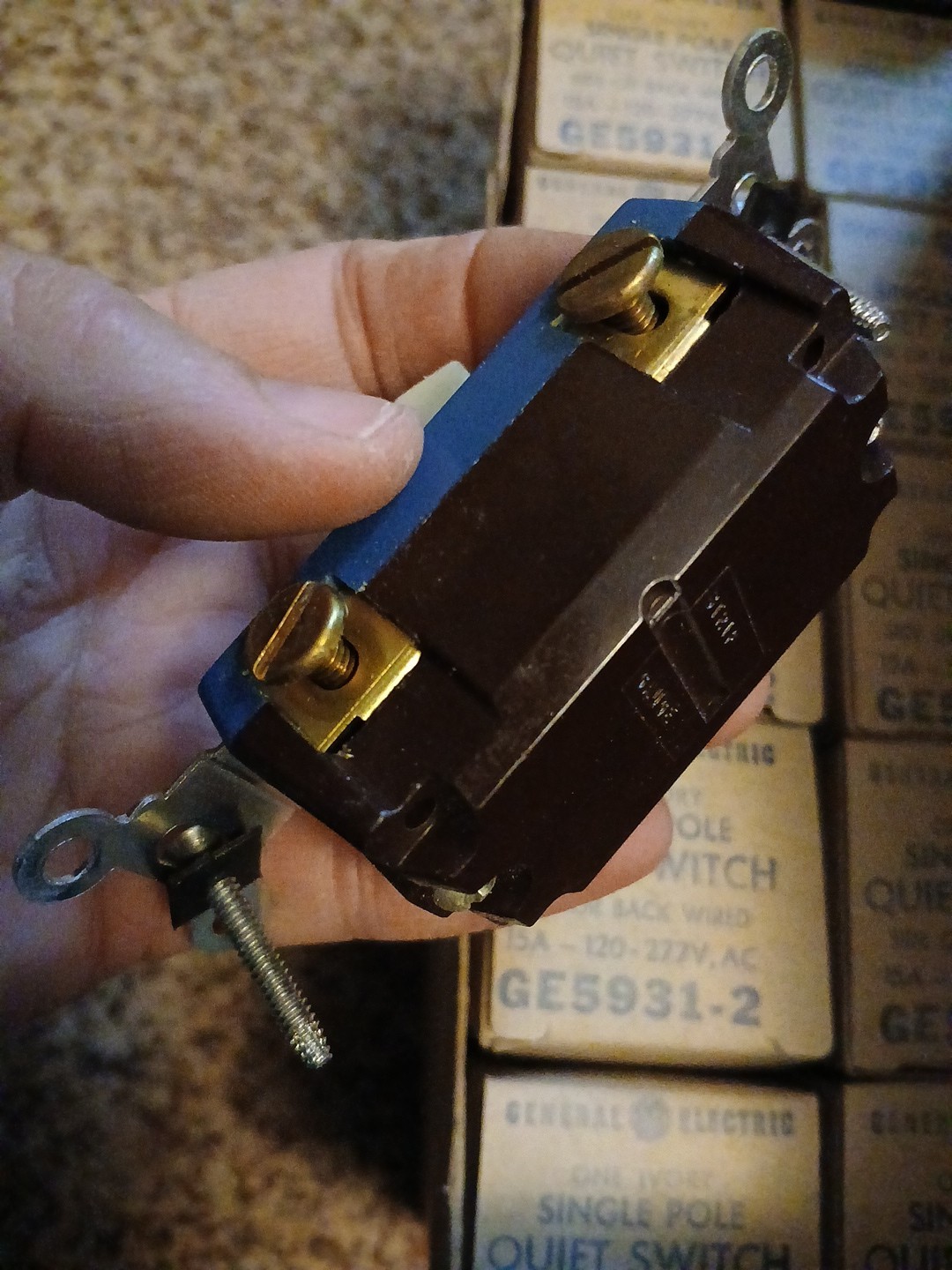 [TECH] Lot Of 10 General Electric GE-5931-2 Quite Switches Single Pole, 15A 120