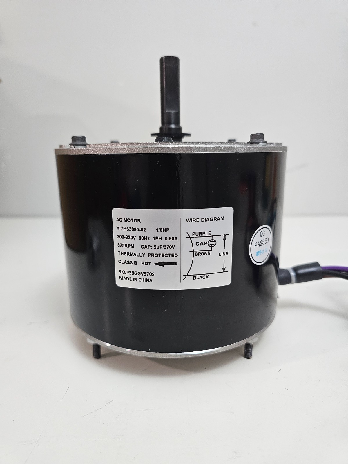 5KCP39GGV570S Condenser Fan Motor with 5µF Capacitor, 1/8 HP 200-230V 825 RPM, 4