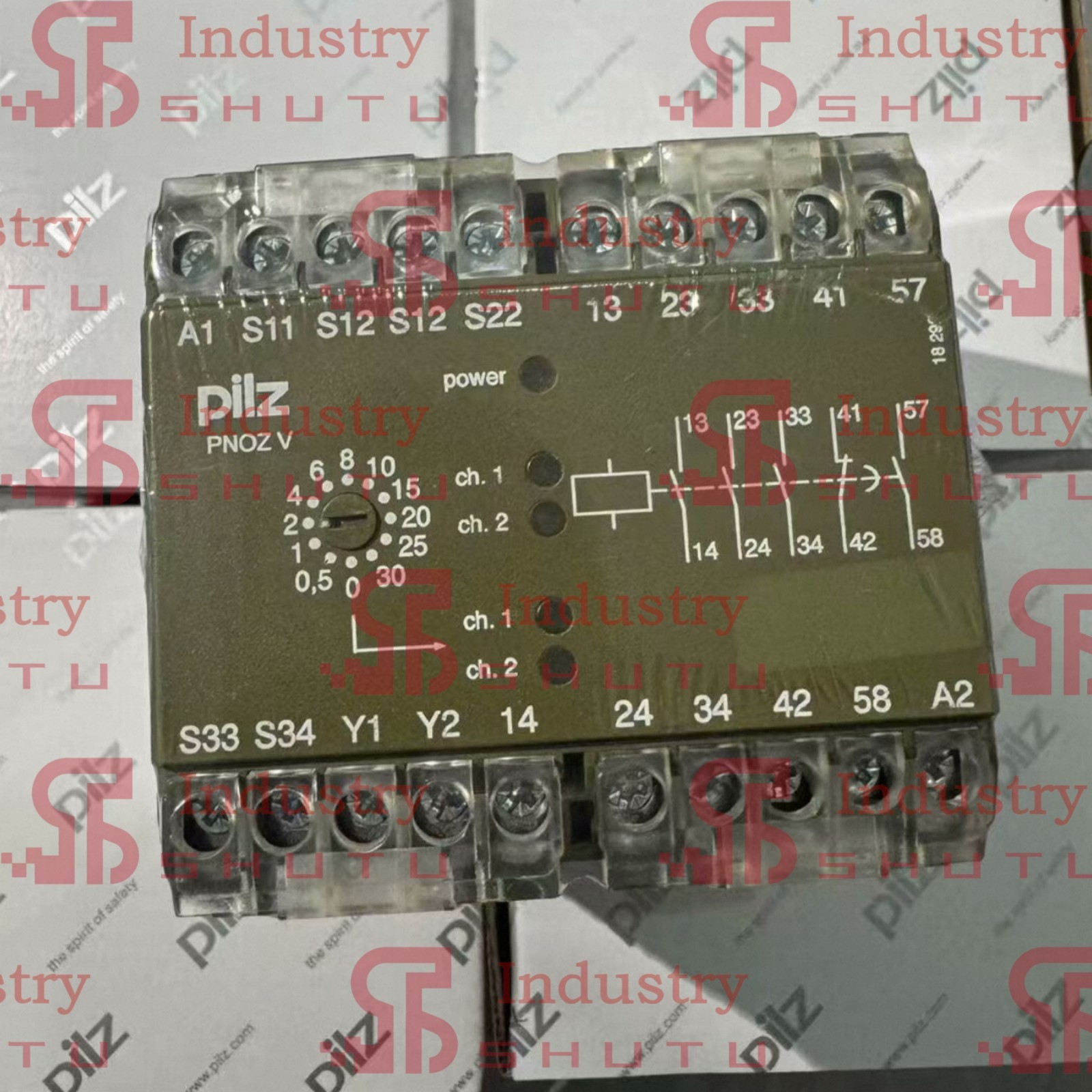 1pcs new PILZ 474790 PNOZ Safety relay
