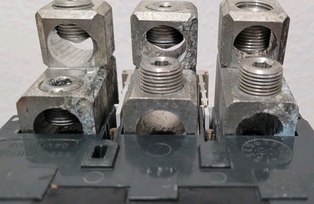 EATON Cutler-Hammer LGH3630NN Circuit Breaker L630H Frame 600A, 3P, 600VAC