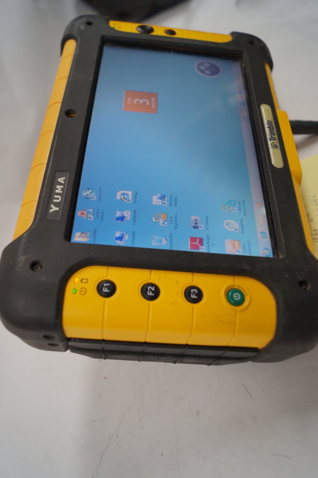 Trimble Yuma R0.7 Rugged 7″ Tablet Win7 1.6GHz 1GB Mem 30GB HD Touch WORKS F121