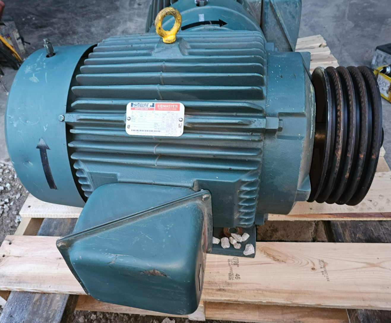 40 Hp Reliance E-Master AC Electric Motor 01MLF85786, 324T Frame 230/460V, 3 ph