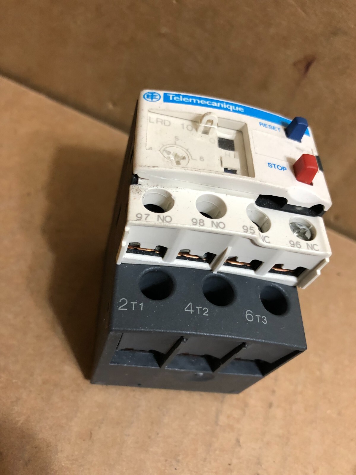 Telemecanique LRD10 Schneider Overload Relay 034679
