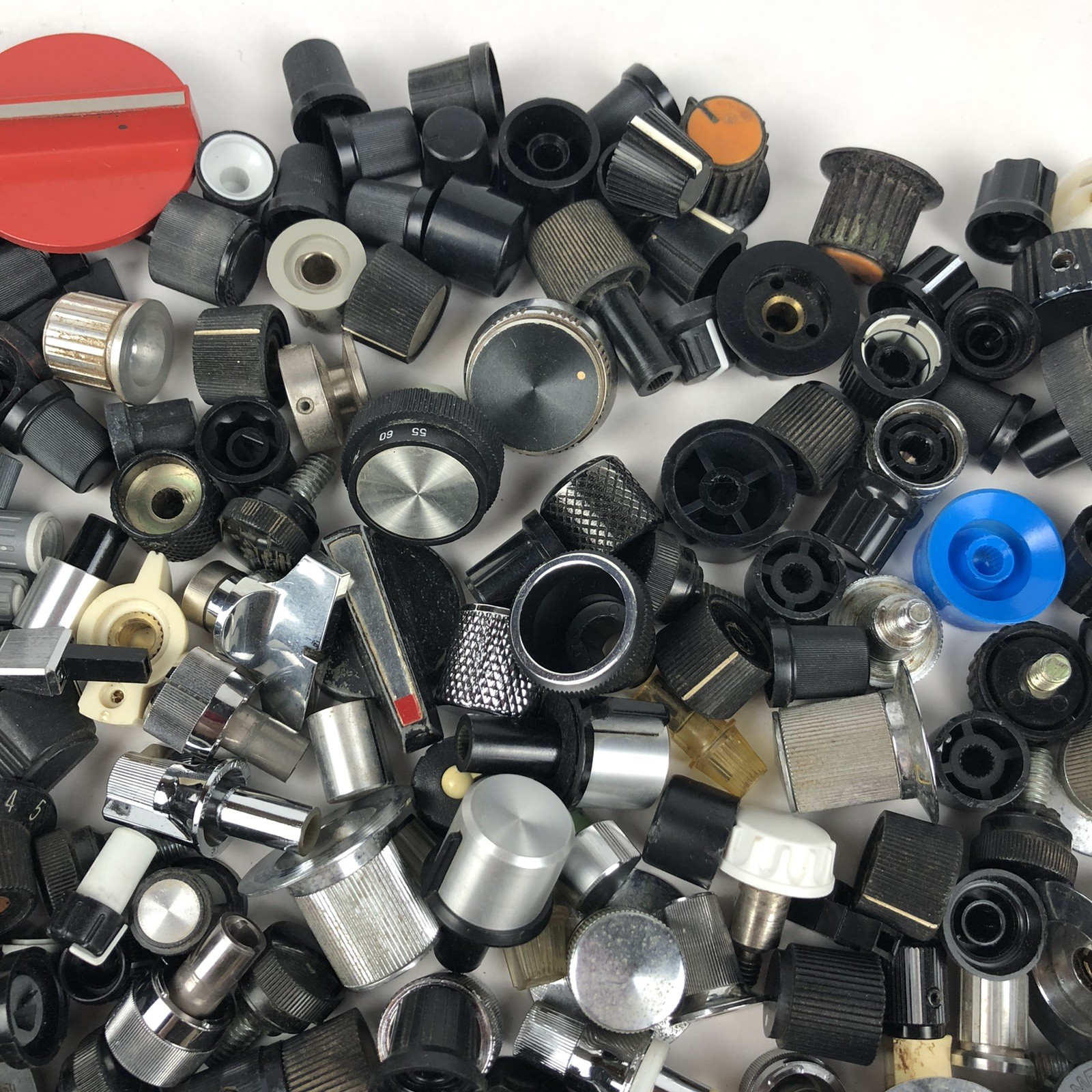 4lbs Lot of Electronics & Audio Knobs (Music Equipment, Hifi, Appliance)