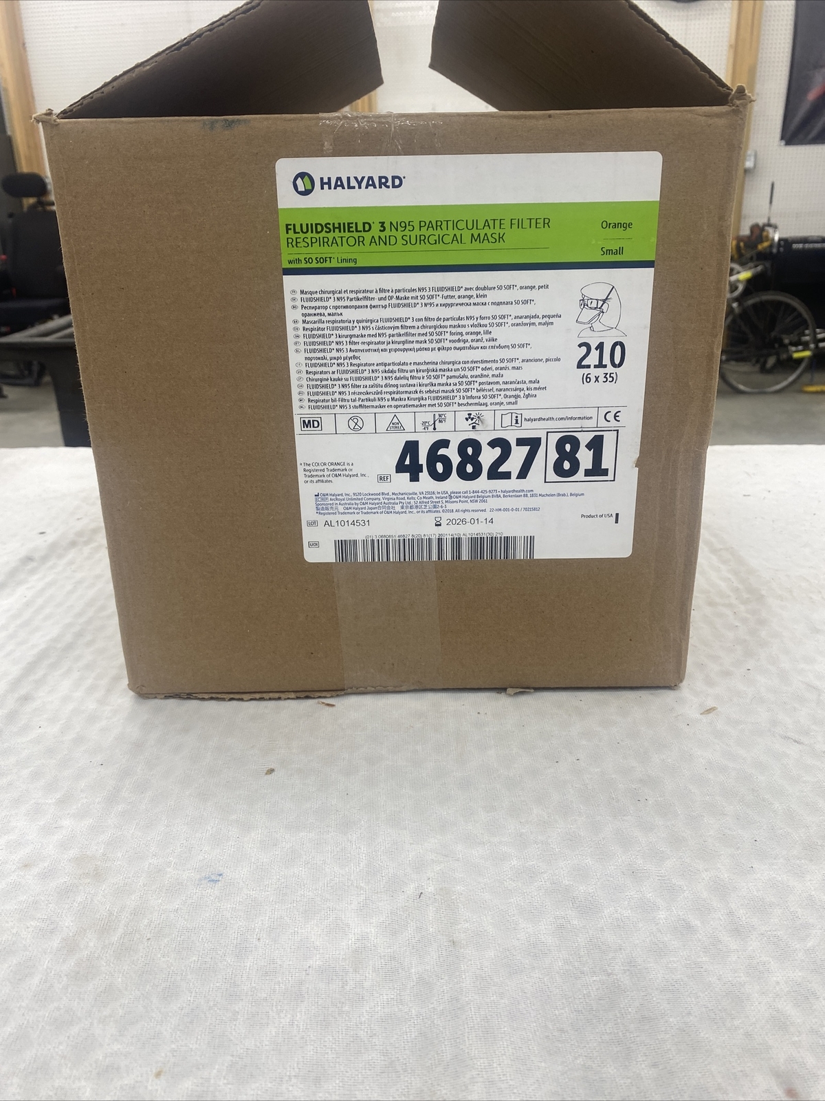 Case of 210 46827 Small Halyard N95 Masks Fluidshield 3 Surgical Respirator