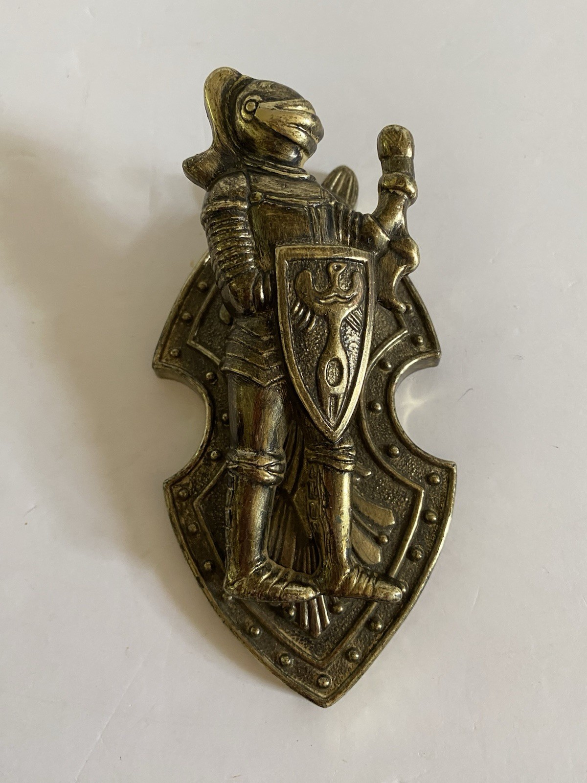 Medieval Knight with Shield Gold Tone Plastic Letter Note Clip Hong Kong Vtg