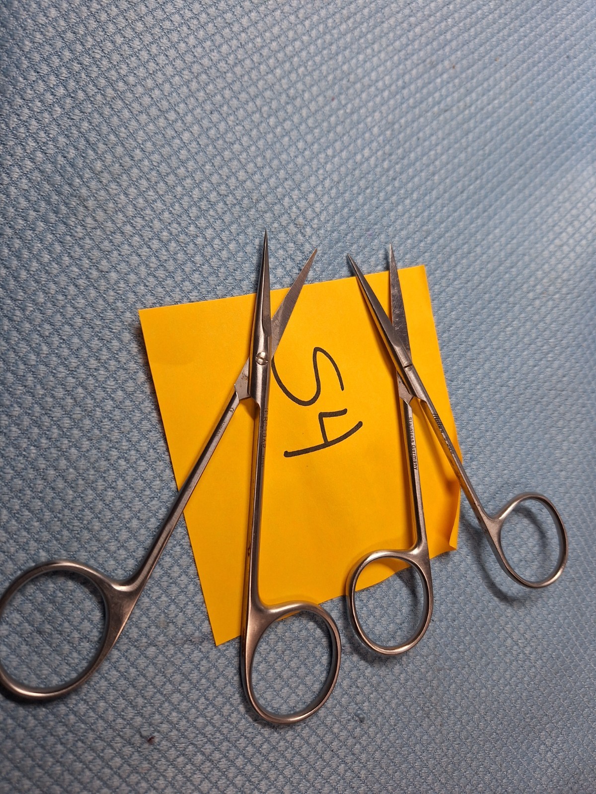 2 scissors BC106R MILLER 5-300 GERMANY COLLECTORS loc S4