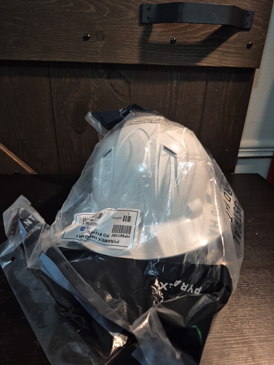 Pyramex HP54110V Ridgeline Full Brim White Hard Hat «Corpay» Logo 4 Point Ratche