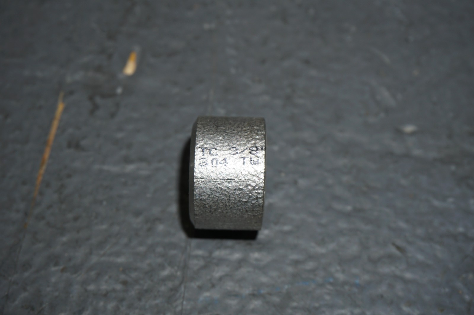 SSI Merit 10700 3/8″ Half Coupling, Threaded, 150# 304SS, Free Shipping, 5 Pack