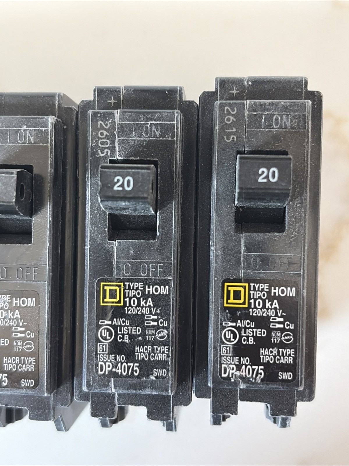 (10) Square D – HOM120CP Homeline 20 Amp Single-Pole Circuit Breaker