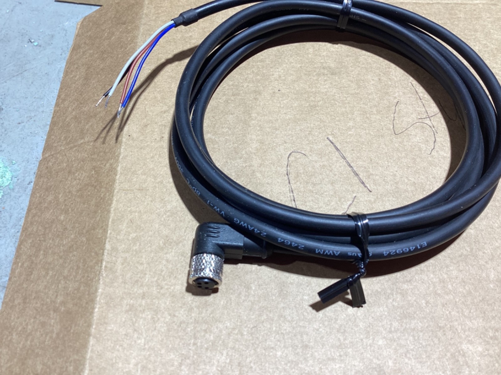 Vaisala MMT162 Moisture Transmitter C1DBX0AA60A1A Uin:21….28 VDC