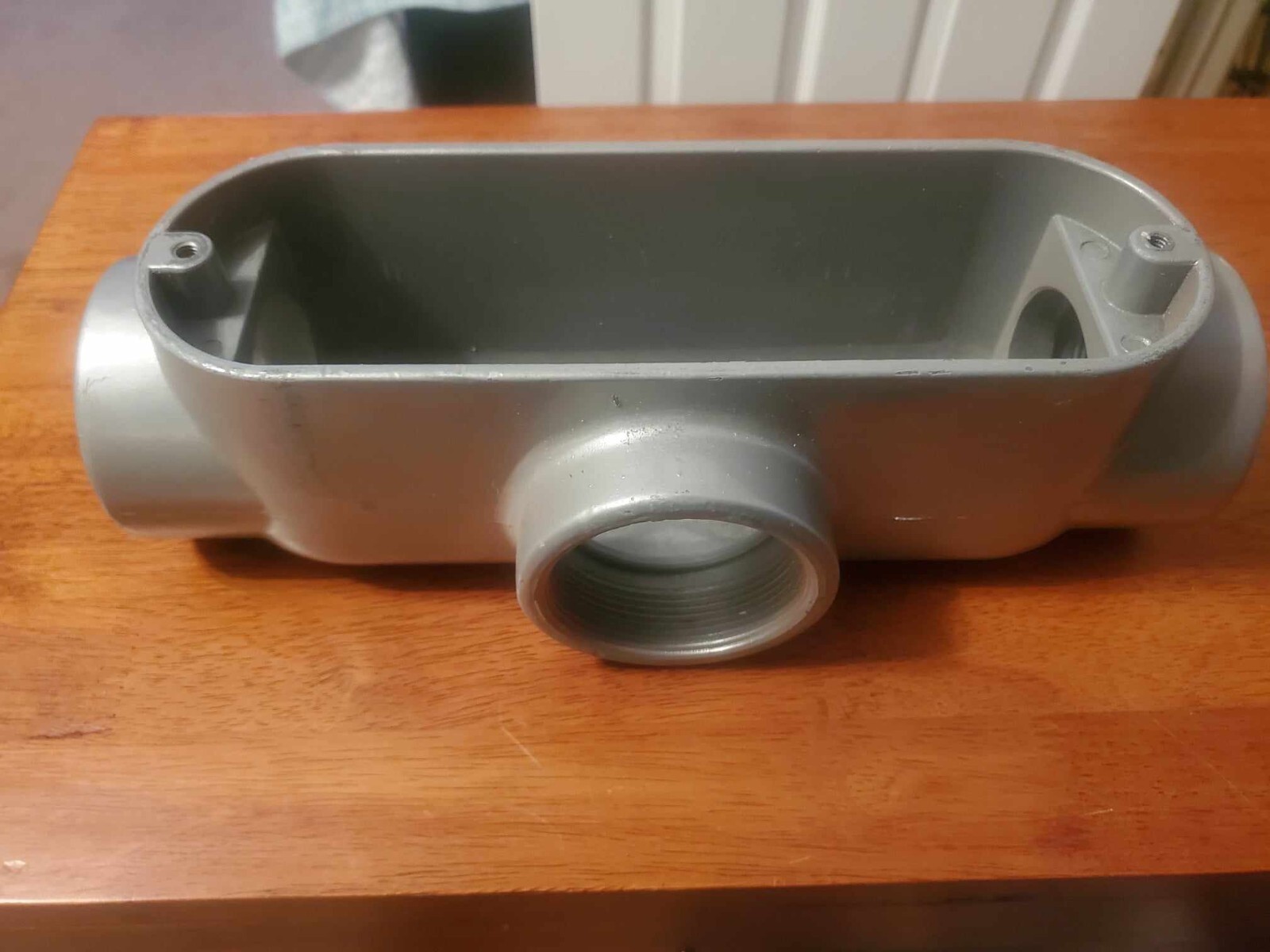 Conduit Body Type E30640 2″ Tee 64.0 Cu. In. (No Cover)