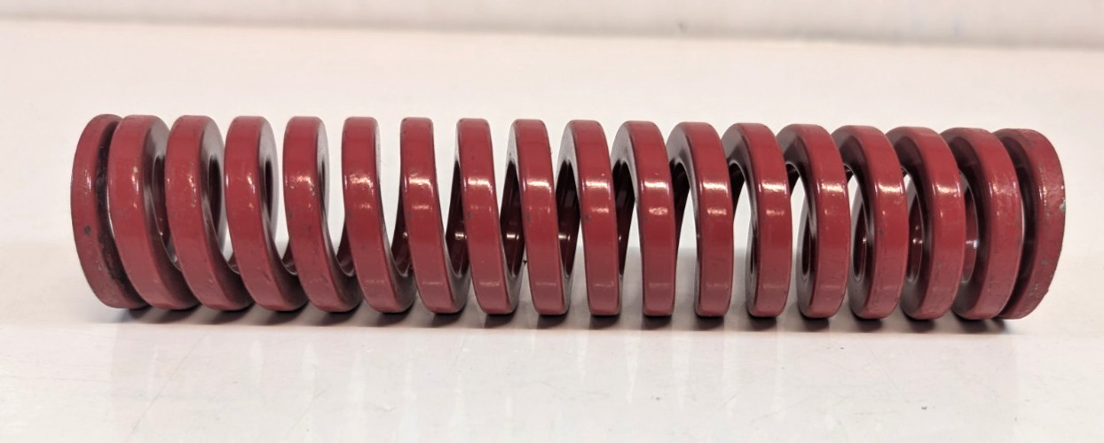 Lot of 29 New DNE 9-2428-26 Heavy Duty Springs