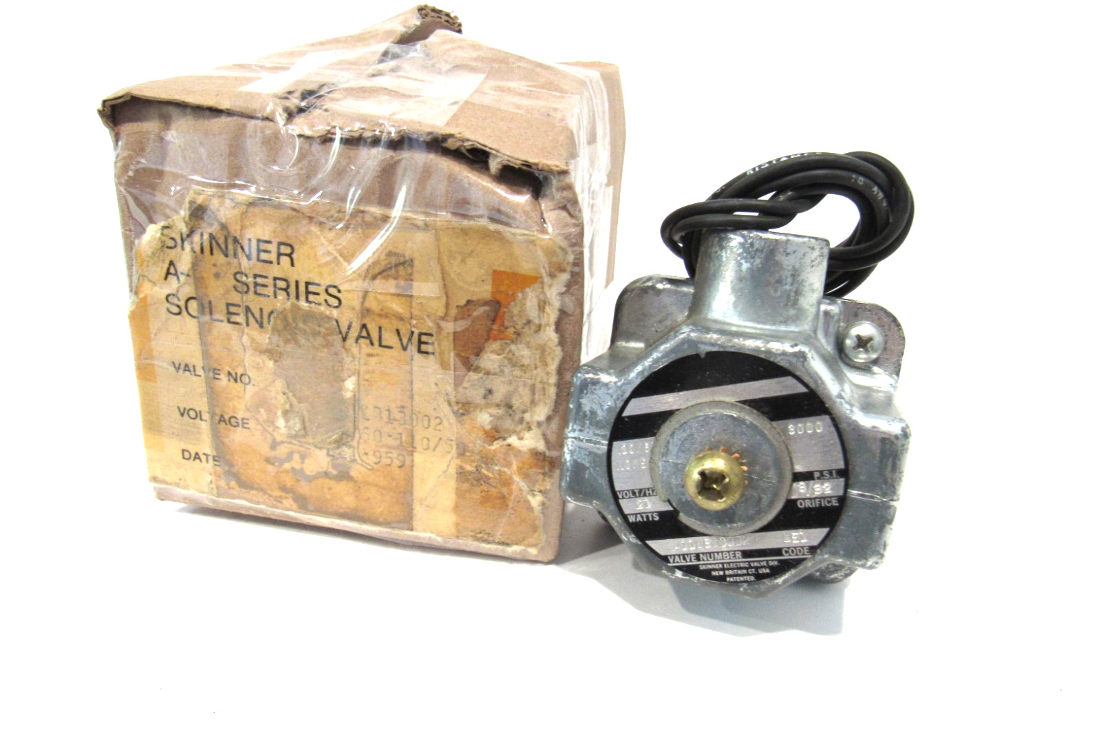 NEW SKINNER A11LB13002 SOLENOID VALVE