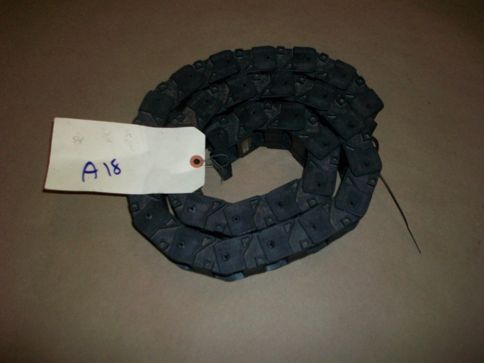 Gleeson Reel Flexible Machine Wireway I32p-I 2.05r 3.70r 54″ X 2 X 1.5 USED