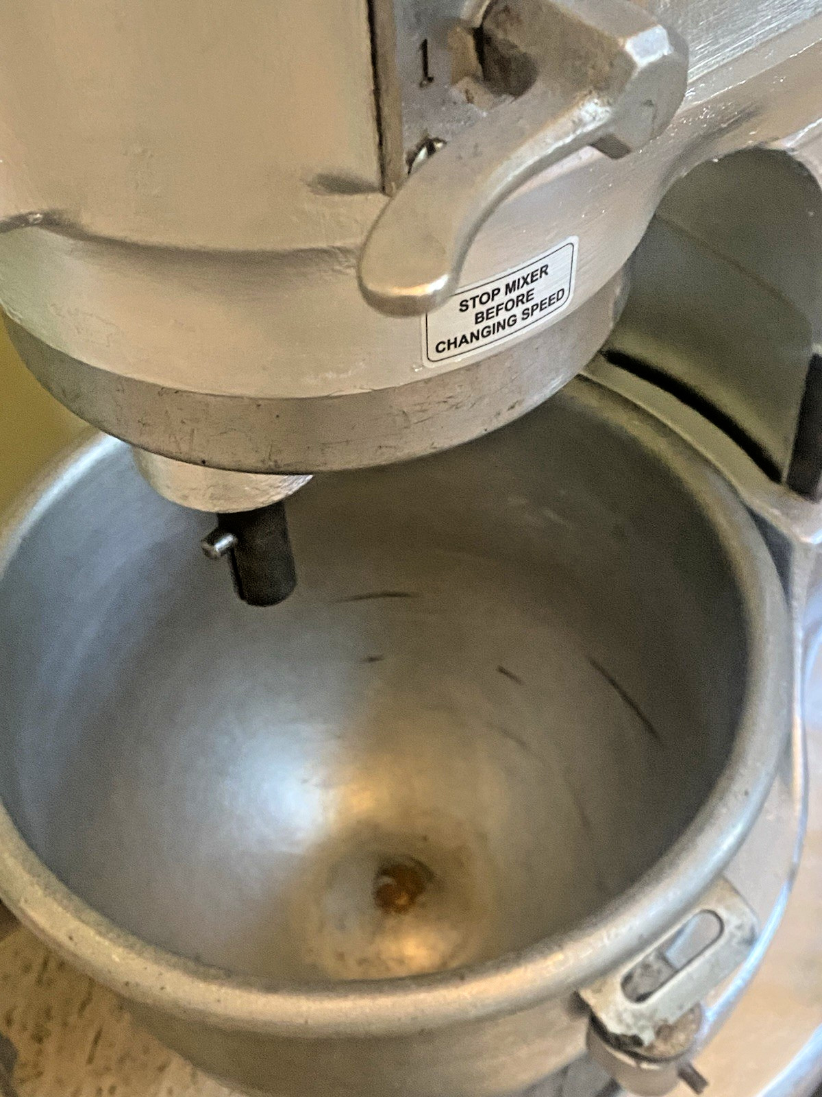 Hobart A120 12 Quart Commercial Bakery Dough Mixer + Bowl Paddle Reconditioned