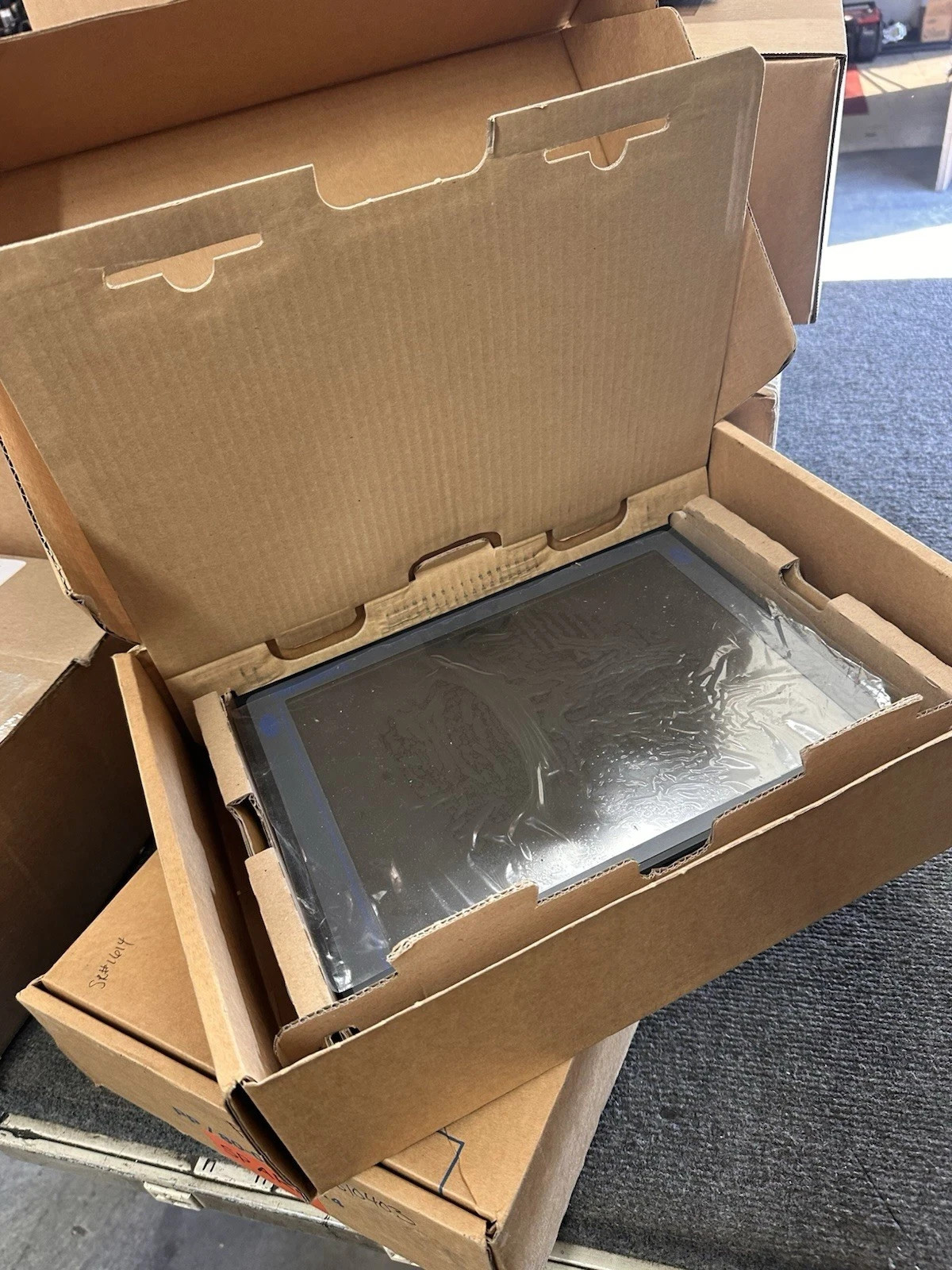 12″ Touch Screen LCD Entry Device Monitor Frequentis 30-9810403