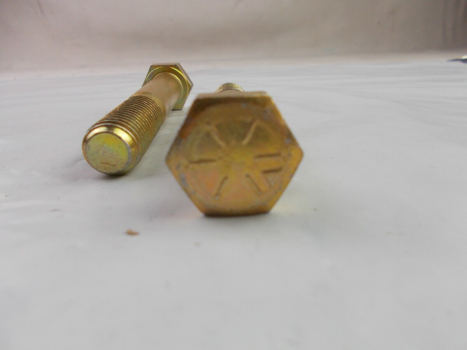 Hex Head Bolt 5/8″- 11 x 4″ Long «2 Bolts» Grade 8 Zinc 5/8-11×4