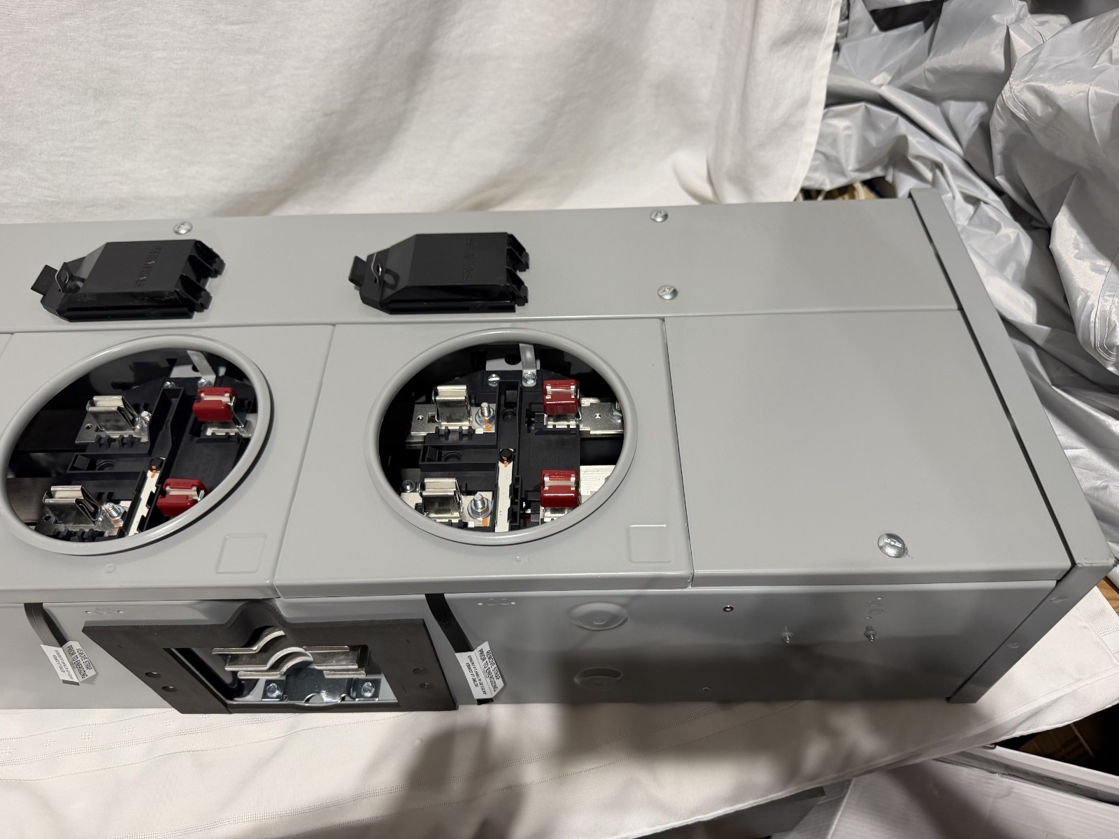 Siemens WMM31125 Power Mod 3-Gang 125A 1200A Bus 240V 4-Jaw Ring Meter Stack 1PH