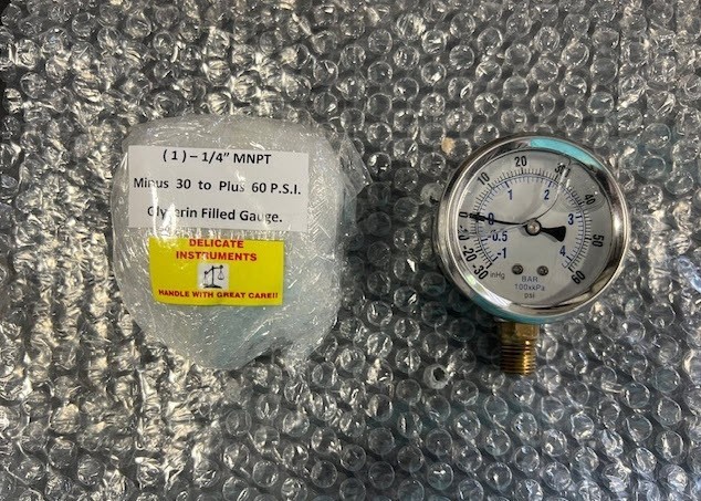 Pressure Gauge, Minus 30.0 PSI – 60.0 PSI, 1/4″ MNPT, Glycerin Filled
