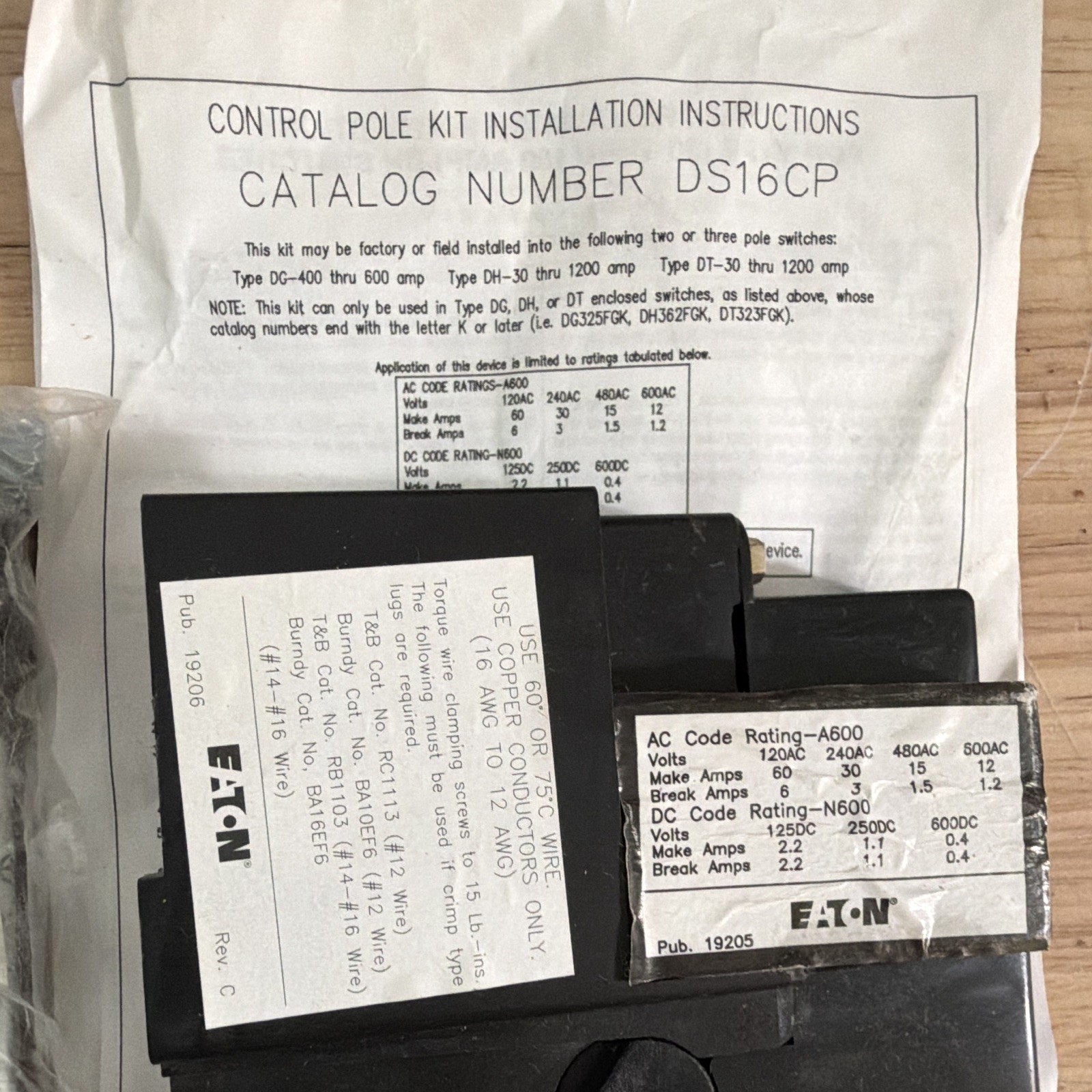 Eaton DS16CP Heavy Duty Control Pole Kit 125V AC/DC 31-40A Black