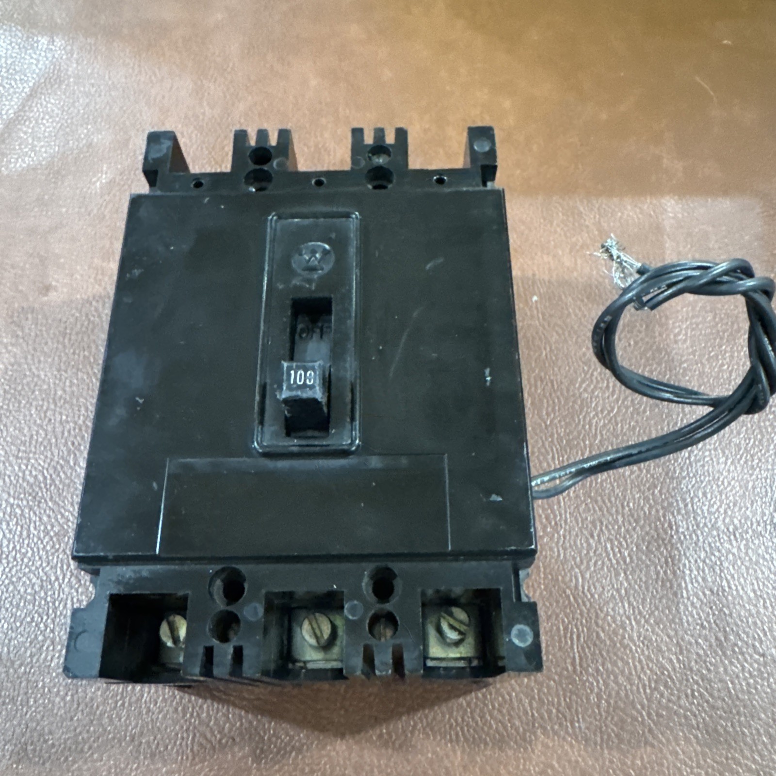 Westinghouse 3P 100A FB3100 600V 3 Pole 100 Amp 4975D71G44 Shunt Trip
