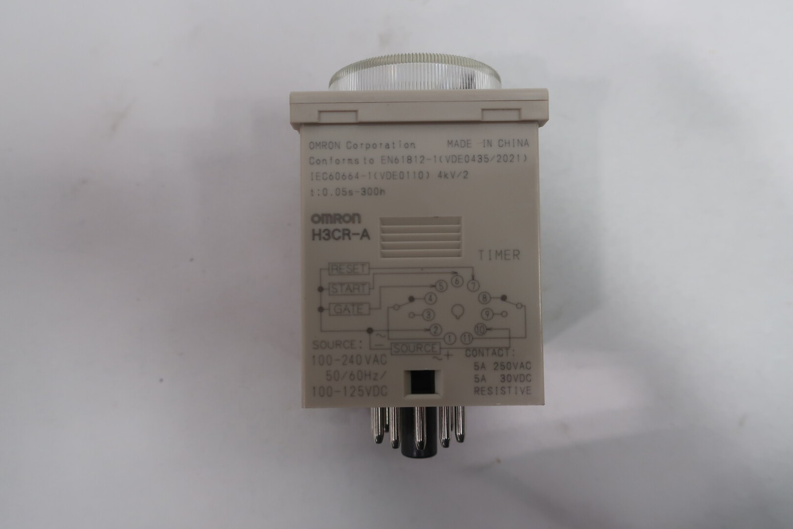 Omron H3CR-A Timer 0-1.2min 100-125v-dc 100-240v-ac