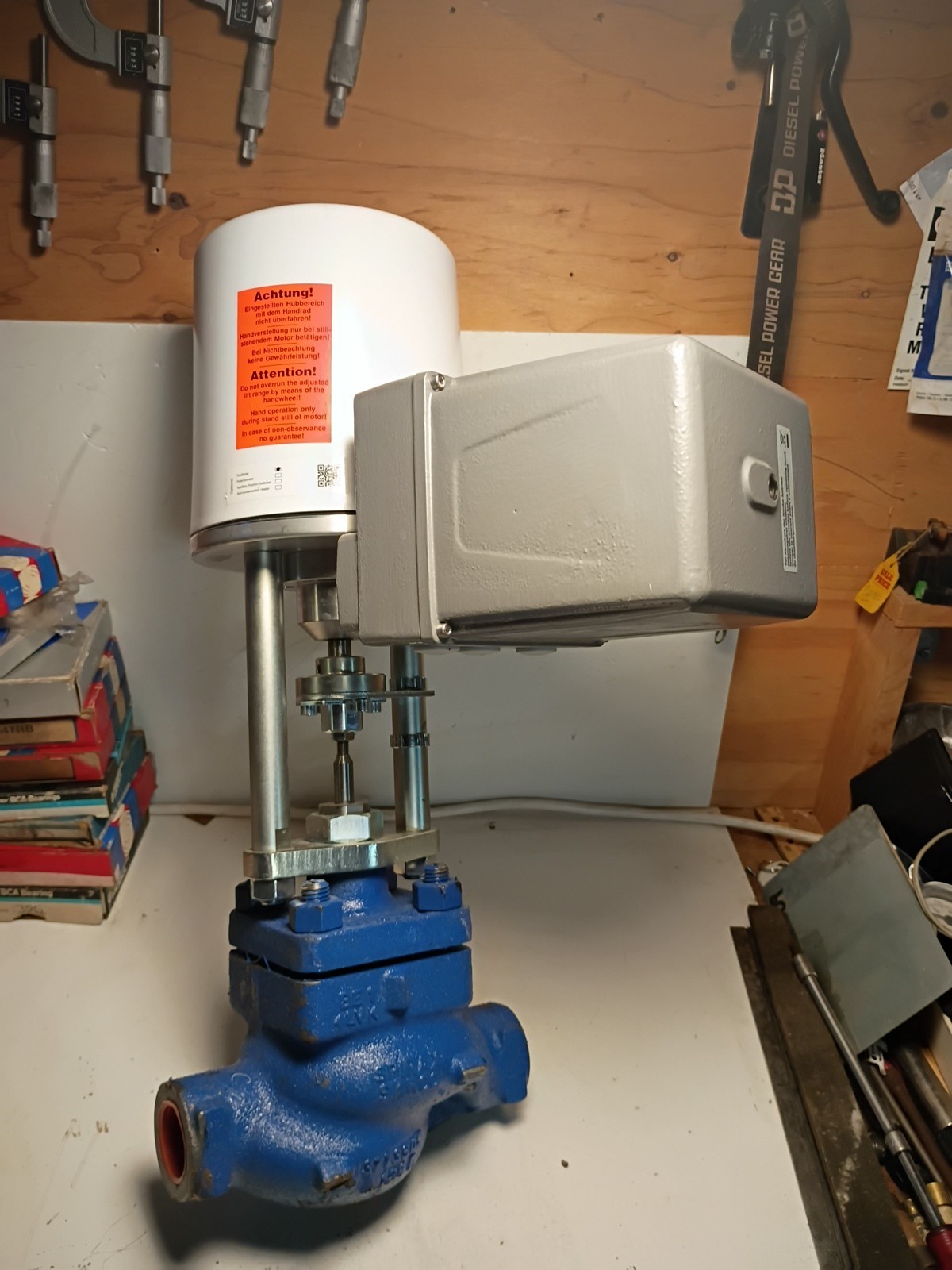 Spirax Sarco 1-1/4 LEA31PTSUSS.2 WITH AEL7 Electric Actuator