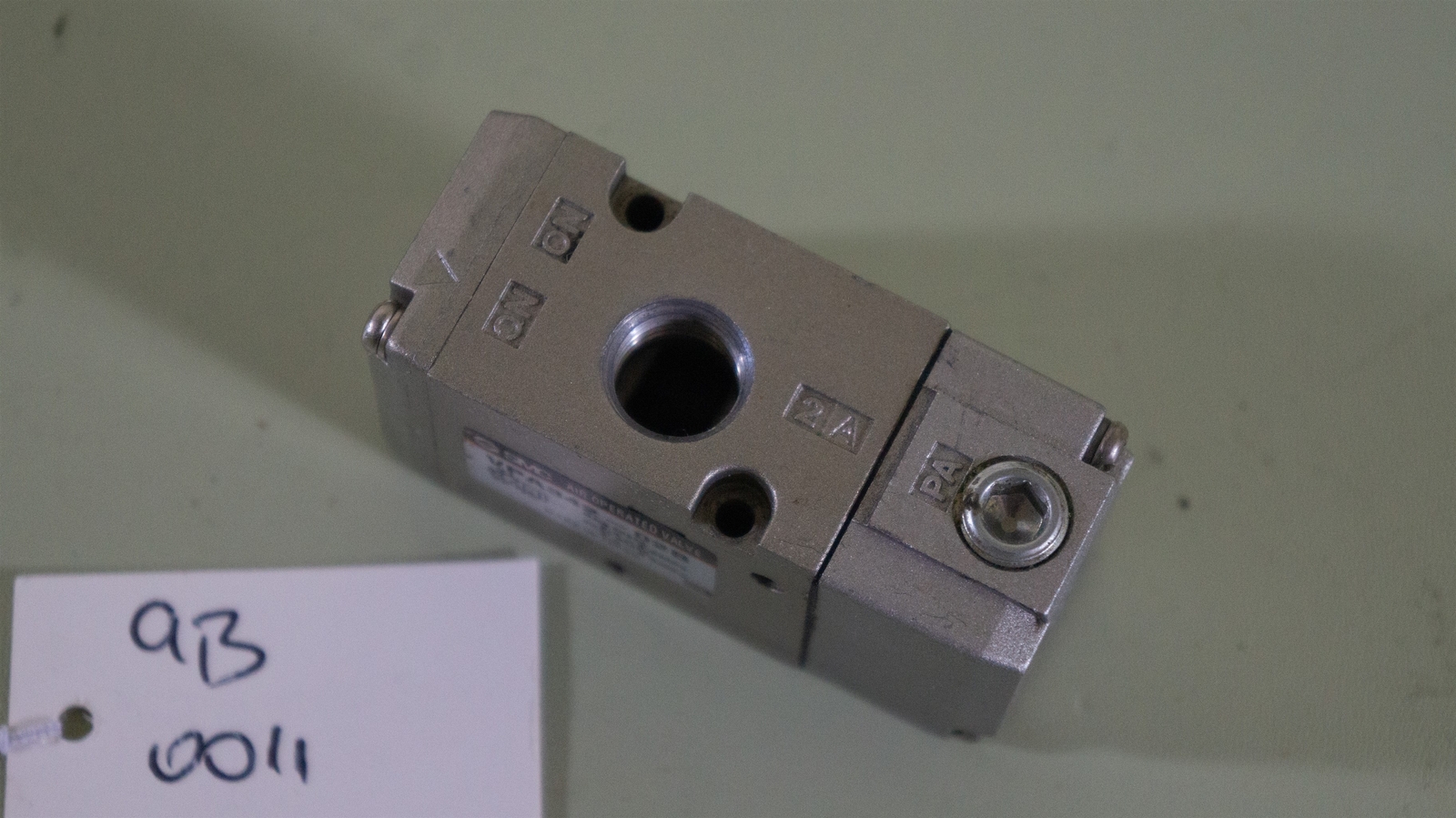 SMC VPA342-02B Air Operated Valve / 0.2-0.8 MPa