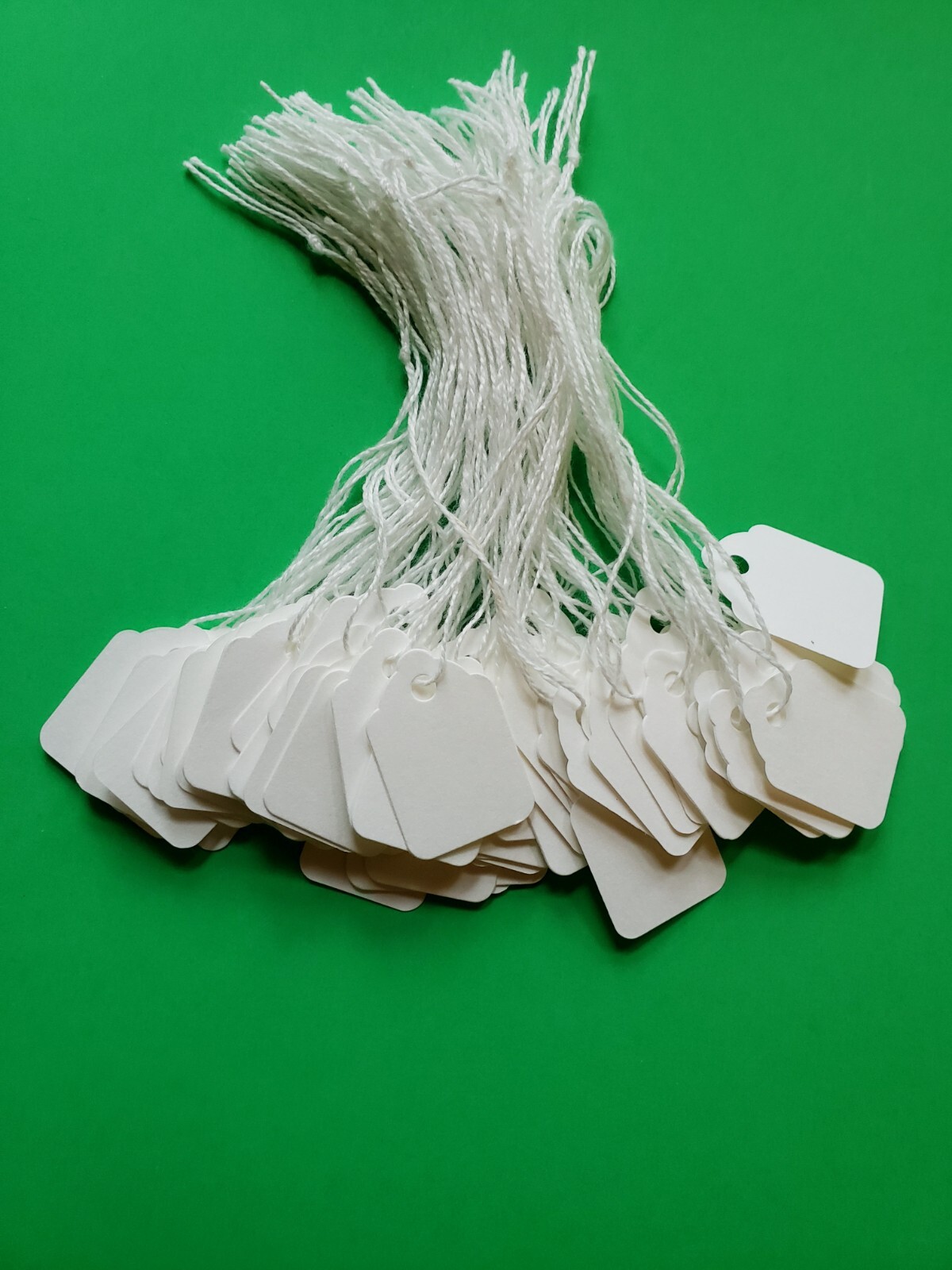 1000 Blank White Merchandise Price Tags with Strings Size #4 Retail Strung Label