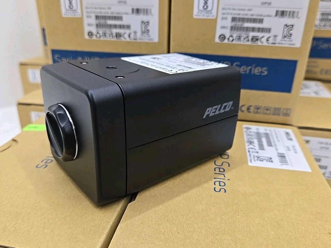 Pelco Sarix IXP33 3MP Professional Indoor Network Box Camera, MJPEG (No Lens)