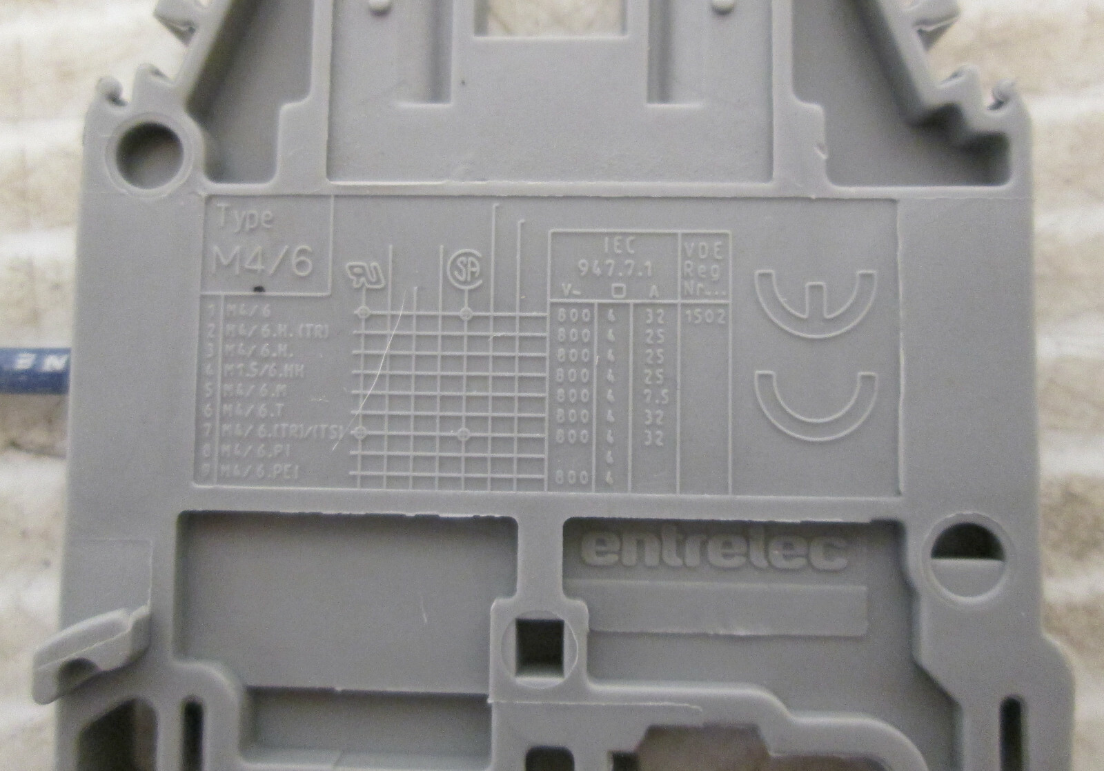 Entrelec M4/6 Terminal Blocks (Lot of 10)