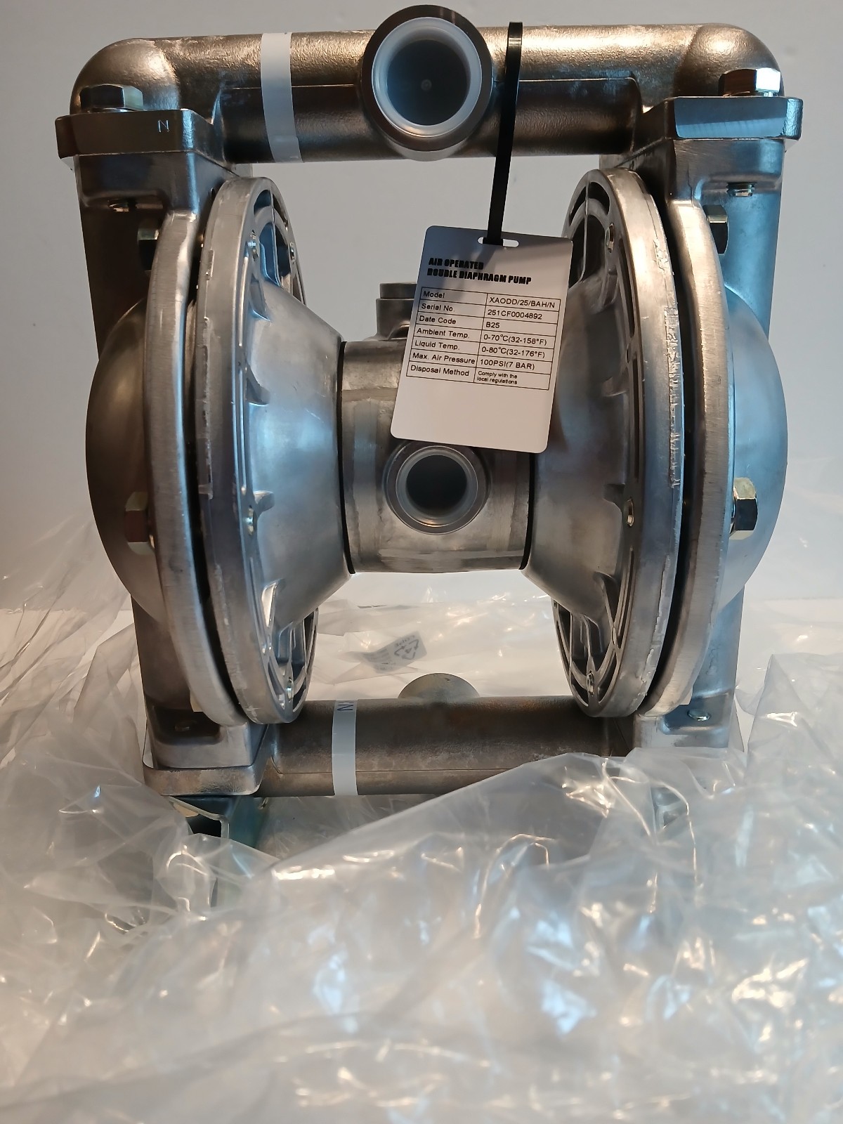 Roughneck Air-Operated Double-Diaphragm Pump, 1in. Ports, 37 GPM, Aluminum