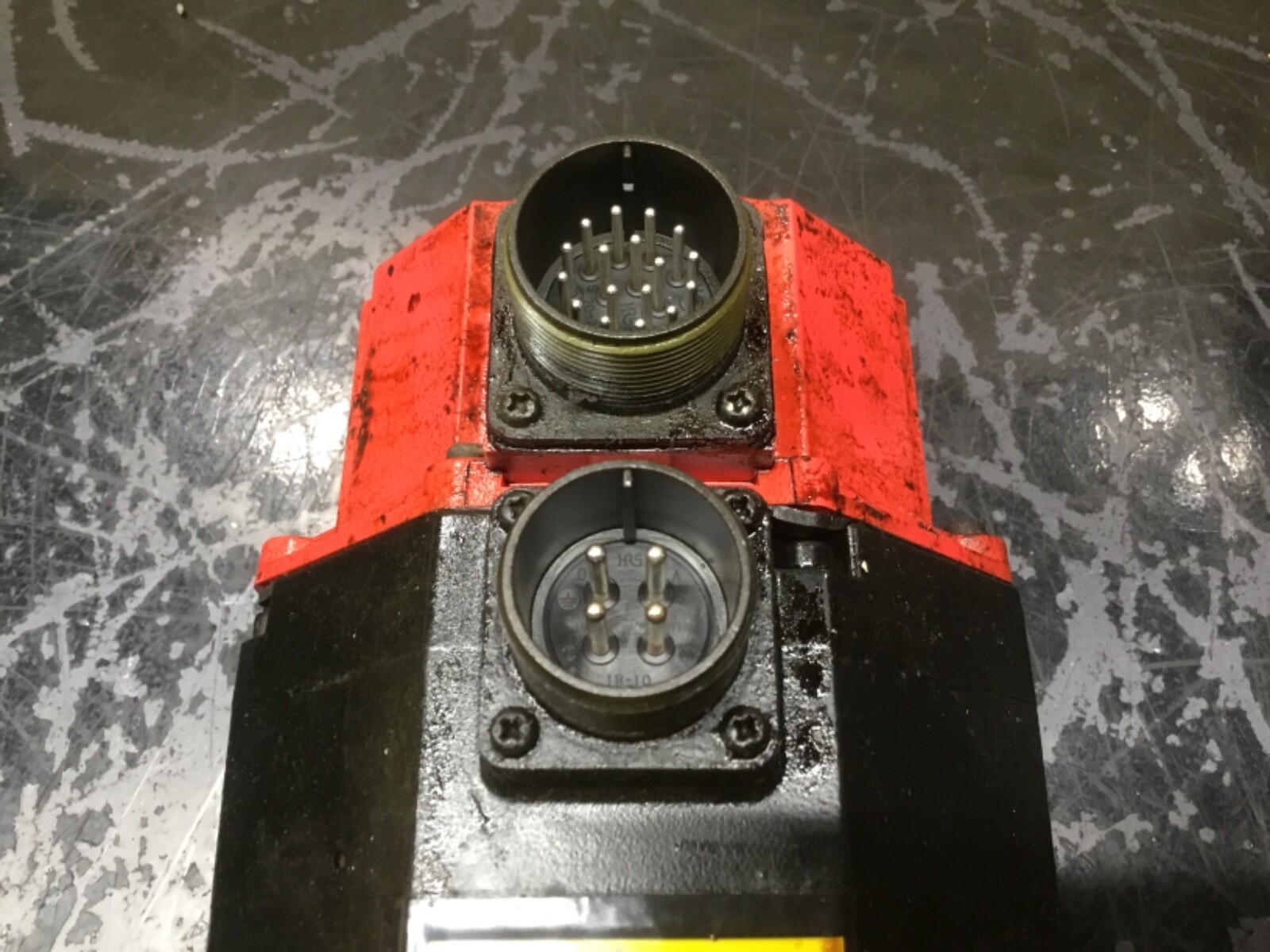 FANUC A06B-0126-B575 AC SERVO MOTOR AC6/2000 0.6kw #01C70PR4