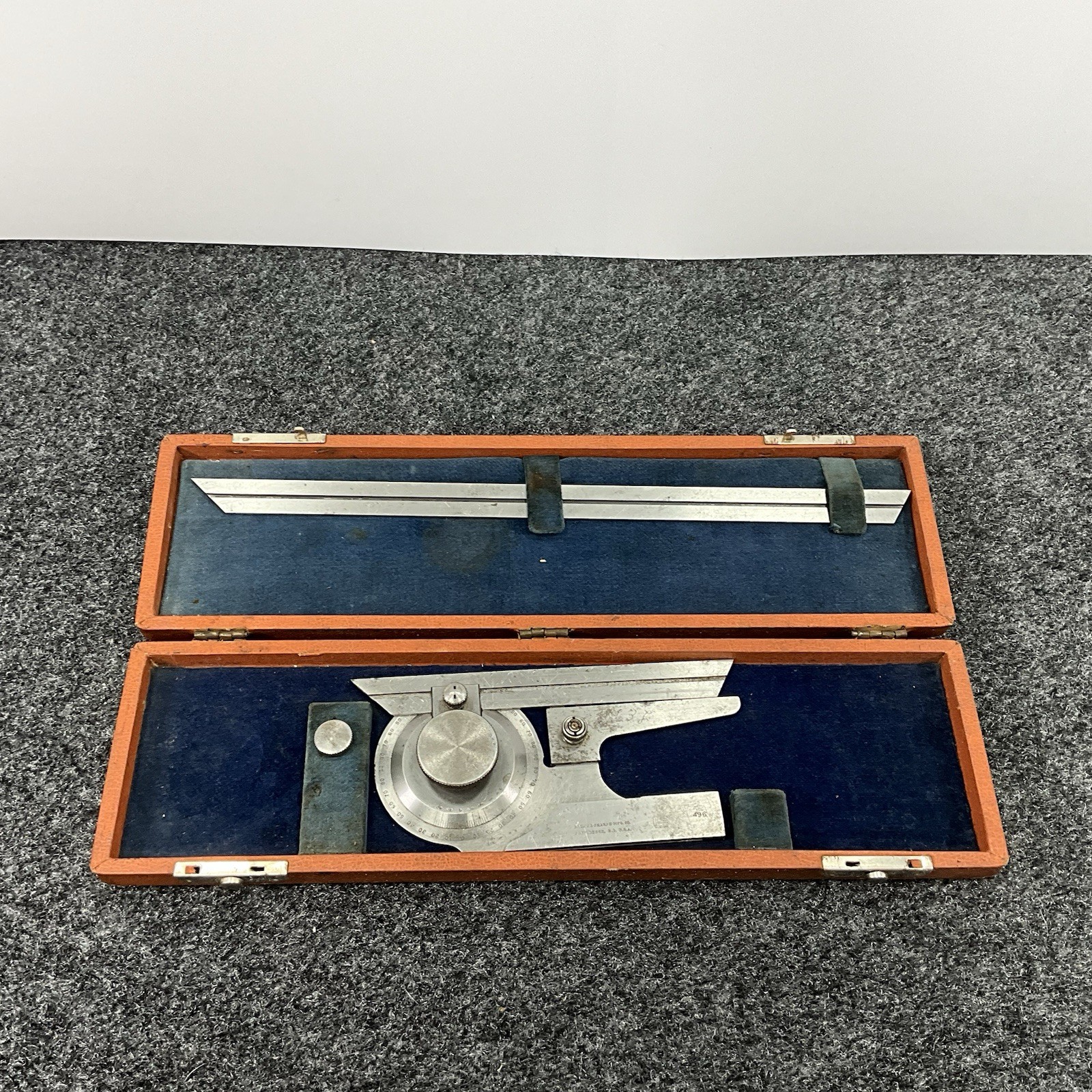 Brown & Sharpe No 496 Bevel Protractor 6″ 12″ Blades Case Vintage USA