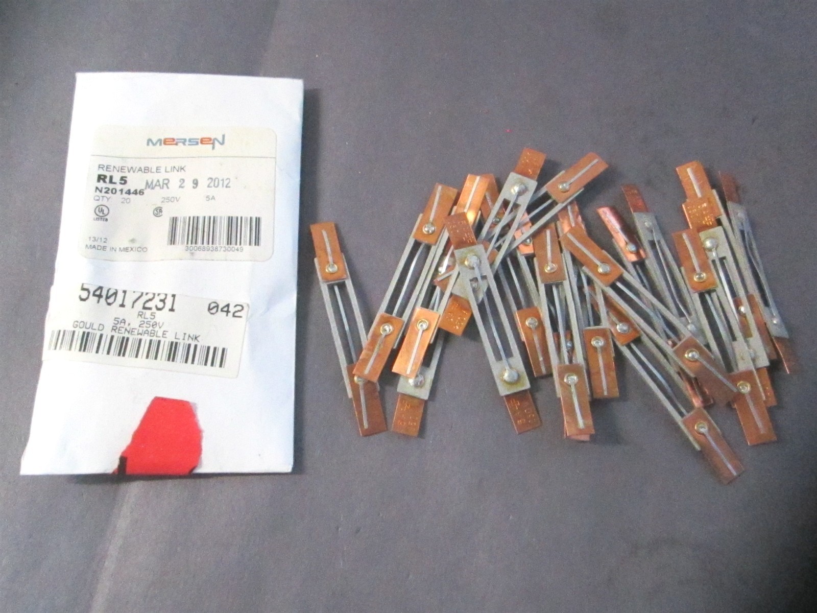 Mersen (RL5) 9/16″ x 2″ OAL 250 V, 5.00 A Fast-Acting Renewable Fuse – Lot of 20