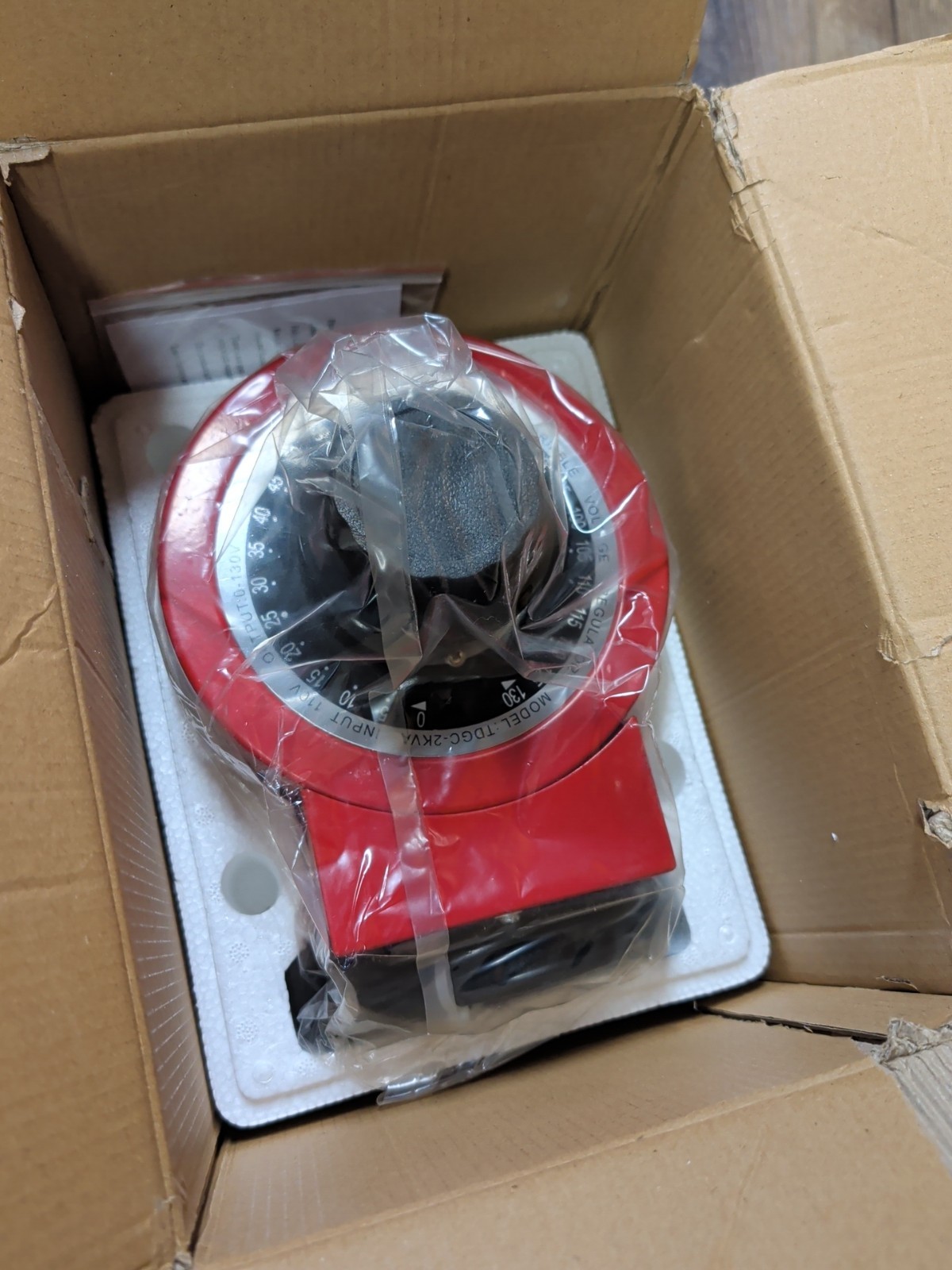 Vevor TDGC–2KVA Transformer Variable AC Voltage Regulator 2000VA 110V 0-130V NEW