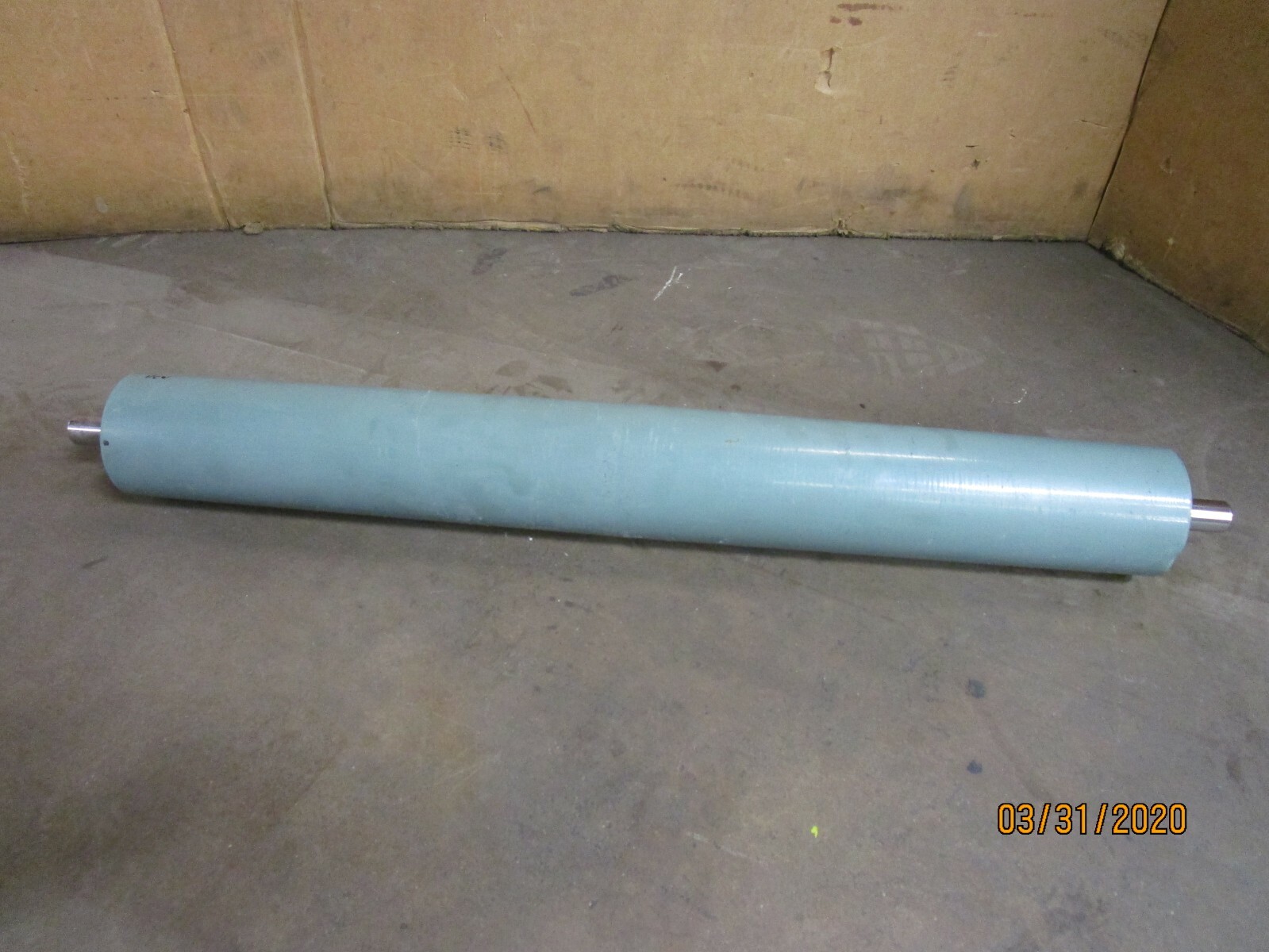 NO NAME 4″ DIAMETER X 32-1/4″ LENGTH STEEL CONVEYOR ROLLER SHAFT DIAMETER 1″
