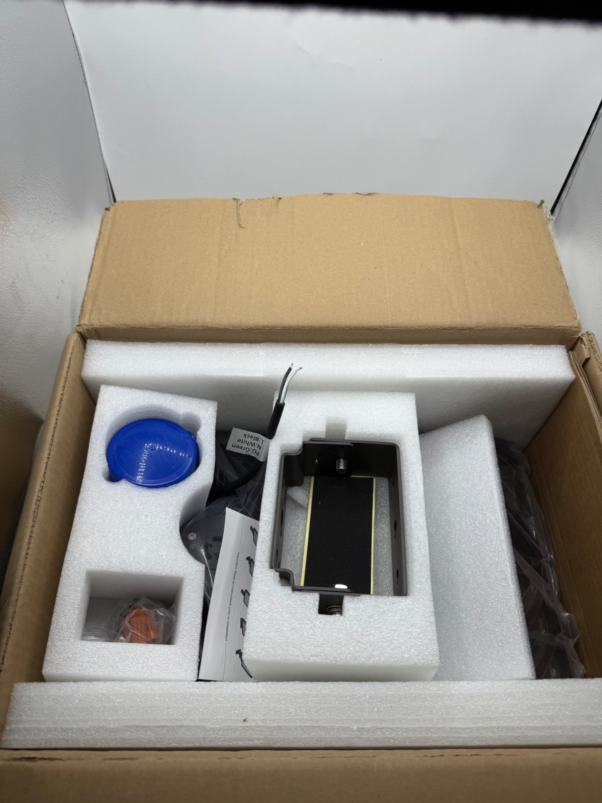 Juyace 350W LED Parking Lot Light with Photocell, 52500LM 5000K, IP65 Dusk to
