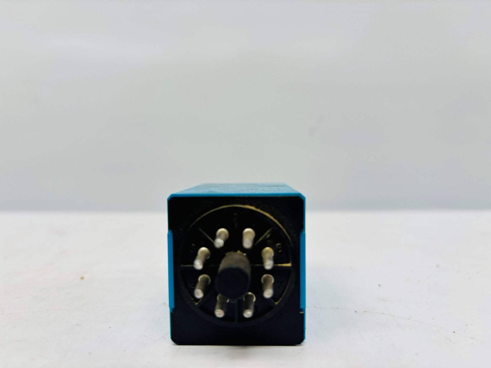 IDEC RTE-P11 Relay Socket Base